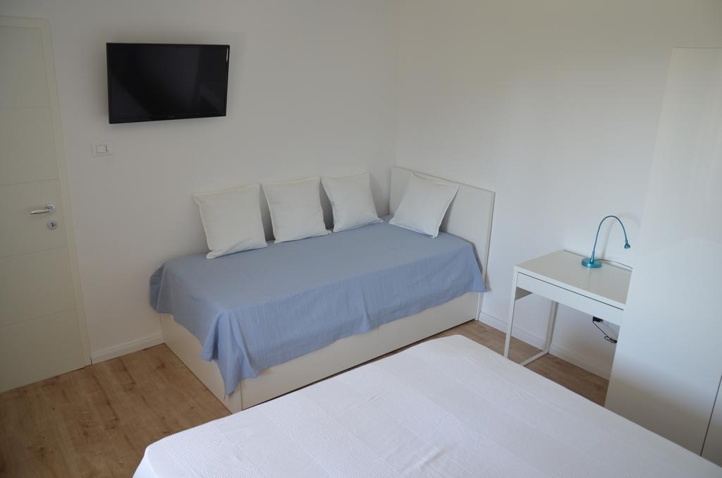 Apartments Ostanek Portorož Szoba fotó